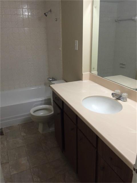 property at 800 Post Oak Blvd