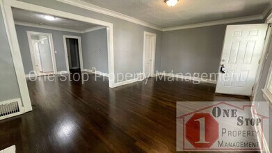 7314 Highland Ave in Kansas City, MO - Building Photo - Building Photo