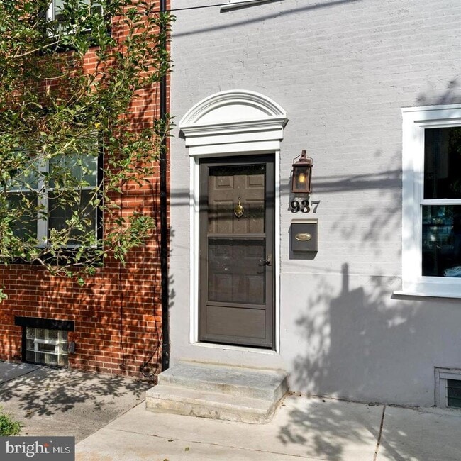 937 N American St in Philadelphia, PA - Building Photo - Building Photo