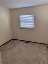 388 Gamewood Dr in Gahanna, OH - Foto de edificio - Building Photo