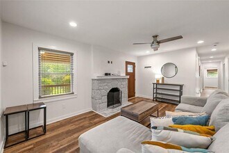 323 Anderson Ave NW in Atlanta, GA - Building Photo - Building Photo
