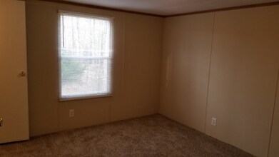 6100 Briarwood Dr in Raleigh, NC - Building Photo - Building Photo