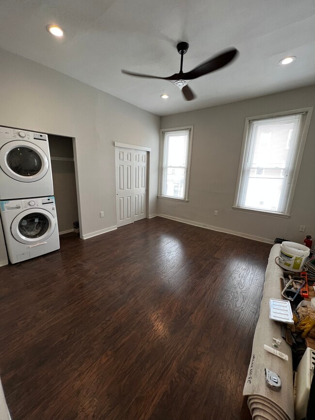 1414 Jackson St, Unit B in Philadelphia, PA - Foto de edificio - Building Photo