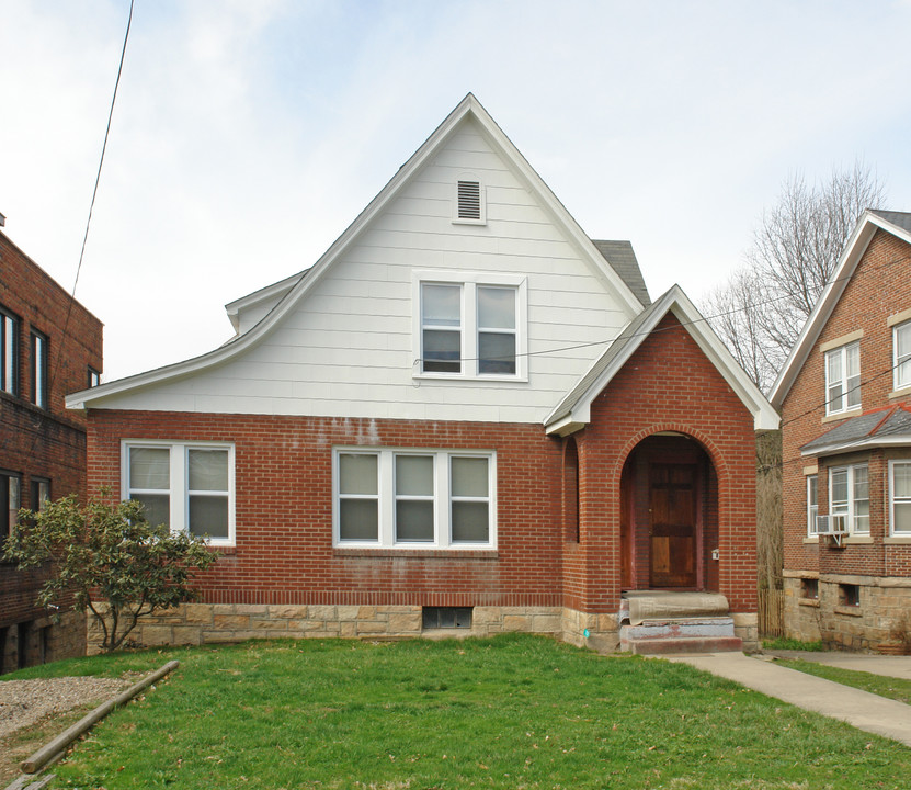 516 Woodlawn Ave in Beckley, WV - Building Photo