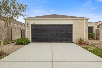 219 Brocket Pl in Stafford, TX - Building Photo - Building Photo