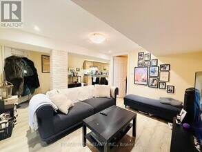 48 Keystone Ave in Toronto, ON - Building Photo - Building Photo