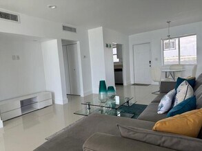 36 S Ocean Blvd in Delray Beach, FL - Building Photo - Building Photo