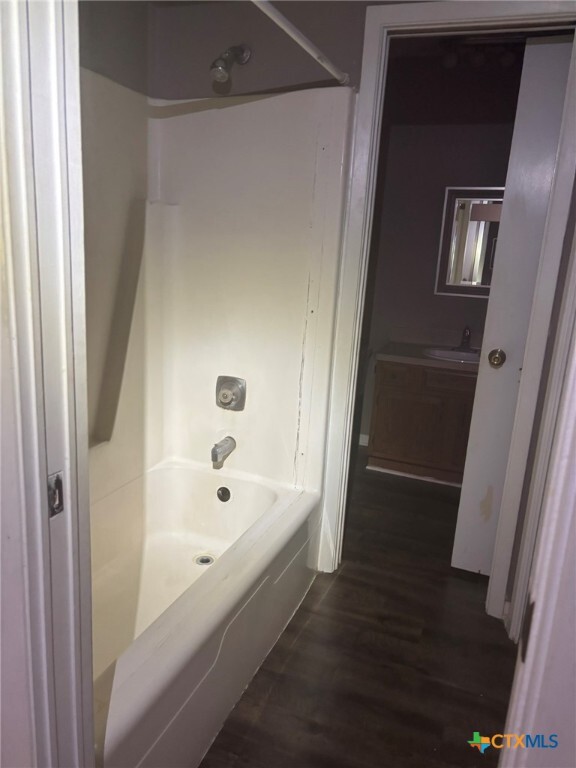property at 110 Kreekview Dr