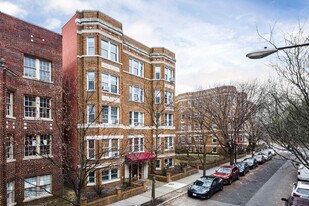 1820 Clydesdale Pl NW in Washington, DC - Building Photo