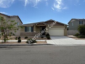 45016 Marbella St in Lancaster, CA - Building Photo
