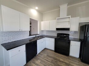 8407 Riverstone Dr in Austin, TX - Building Photo - Building Photo