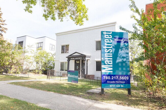 Arcade Heritage Apartments in Edmonton, AB - Building Photo - Building Photo
