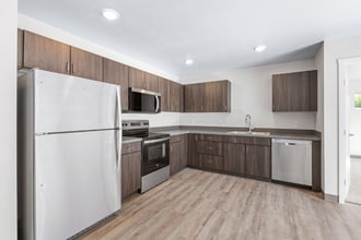 352 Deschane Ave in Crivitz, WI - Building Photo - Building Photo