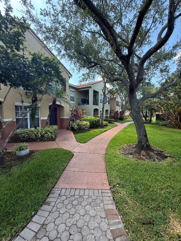 10276 Fox Trail Rd S in Royal Palm Beach, FL - Building Photo - Building Photo