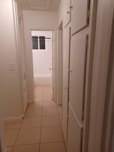 231 Albert Pl in Costa Mesa, CA - Foto de edificio - Building Photo
