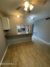 2441 Spring Park Rd in Jacksonville, FL - Building Photo - Building Photo