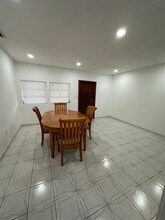 811 NE 2nd Pl in Hialeah, FL - Building Photo - Building Photo