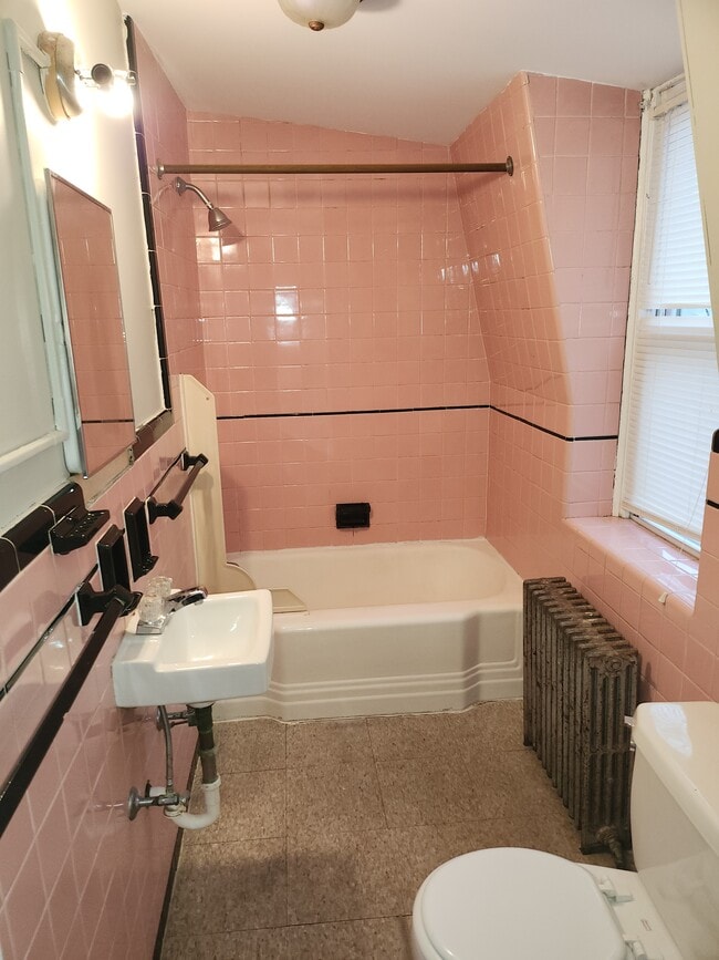 132 Clymer St, Unit 132 Clymer #3 in Reading, PA - Building Photo - Building Photo