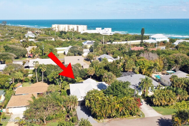 140 Flores St in Melbourne Beach, FL - Building Photo - Building Photo