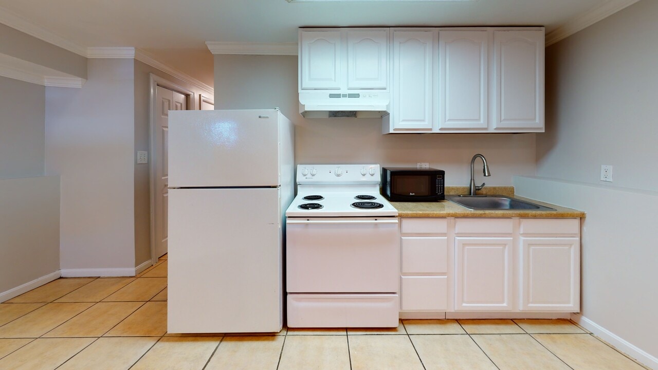 523 Florida Ave NE in Washington, DC - Building Photo
