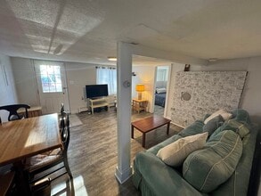 159 Hills Beach Rd in Biddeford, ME - Building Photo - Building Photo