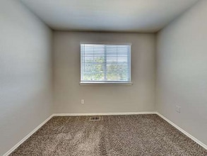 1268 Hoffman Dr in Erie, CO - Building Photo - Building Photo
