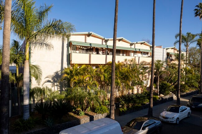 The Polynesian in Los Angeles, CA - Building Photo - Building Photo