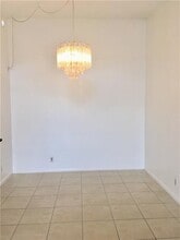 201 Foxtail Dr-Unit -A3 in Greenacres, FL - Foto de edificio - Building Photo