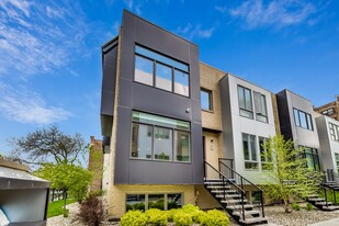 6115 S University Ave in Chicago, IL - Building Photo