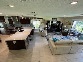 9130 SE Riverfront Terrace in Jupiter, FL - Building Photo - Building Photo
