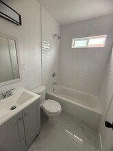 1212 S Temple Ave, Unit 1 in Compton, CA - Building Photo - Building Photo