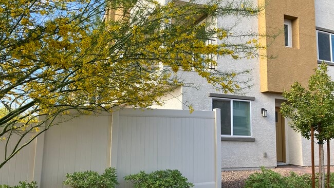 3804 Enchanted Sky St in Las Vegas, NV - Building Photo - Building Photo