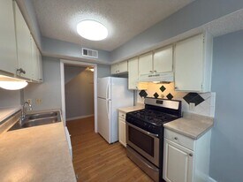 1312 Southport Dr in Austin, TX - Building Photo