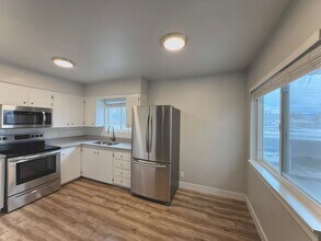 179 E Helm Ave in South Salt Lake, UT - Building Photo - Building Photo