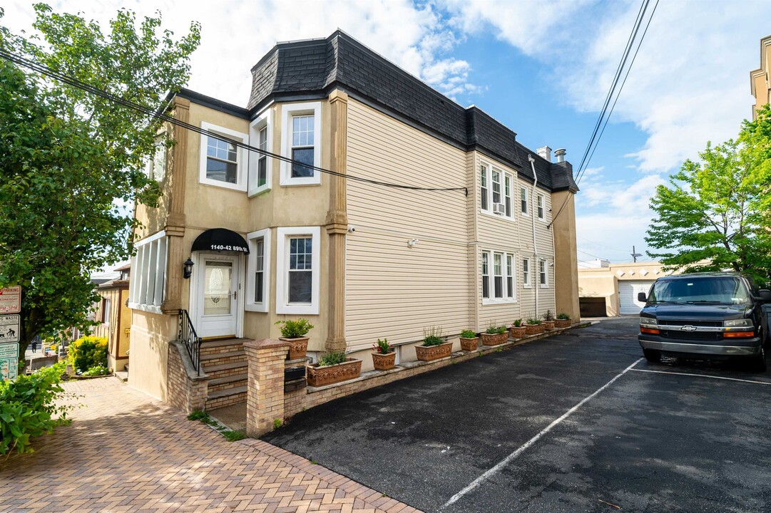 1142 89th St in North Bergen, NJ - Building Photo