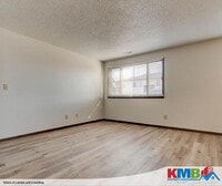 947 Boston Way photo'