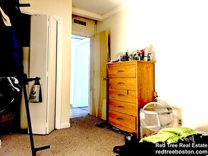 1131 Commonwealth Ave in Boston, MA - Building Photo - Building Photo