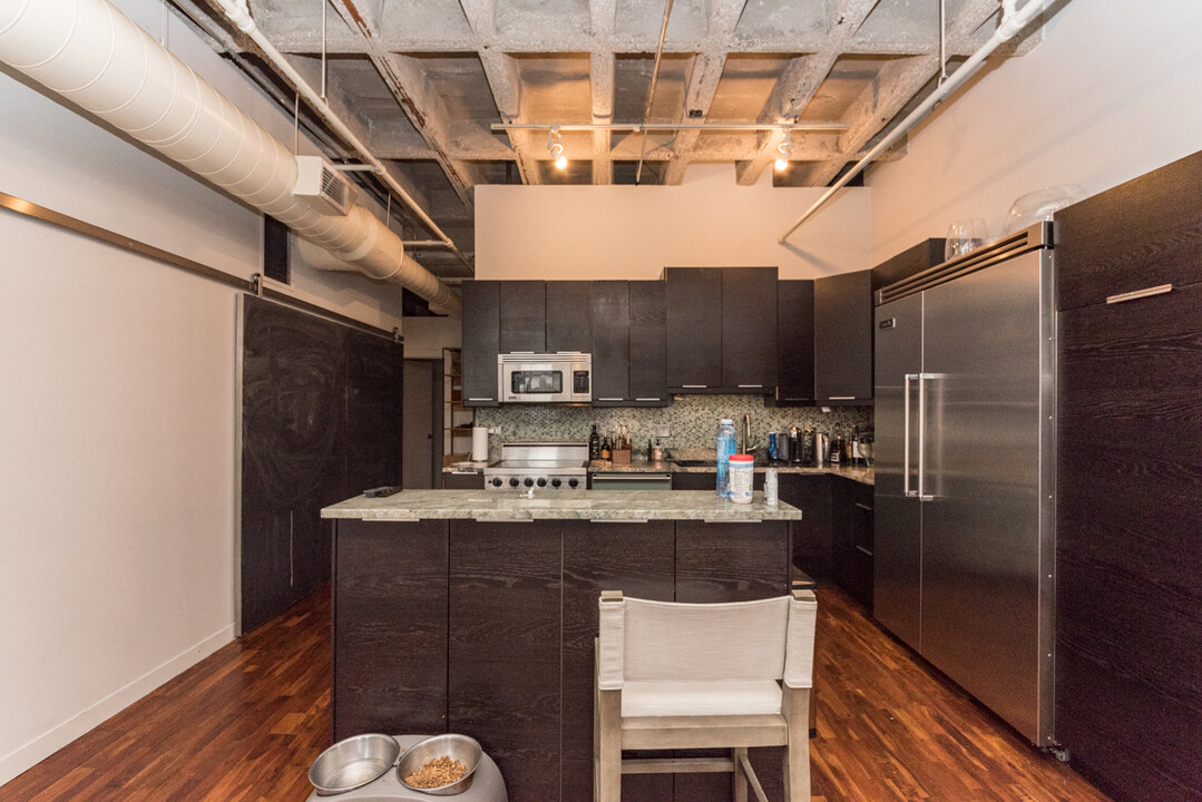 1503 S State St, Unit 306 in Chicago, IL - Building Photo