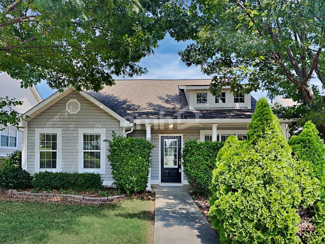 property at 614 Fairgreen Trl