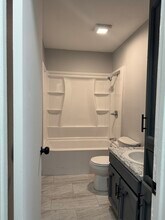 817 E Kearney St in Laredo, TX - Building Photo - Building Photo