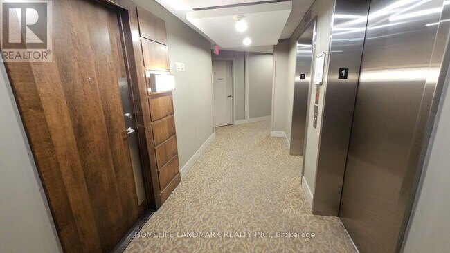 33 Cox Blvd in Markham, ON - Building Photo - Building Photo