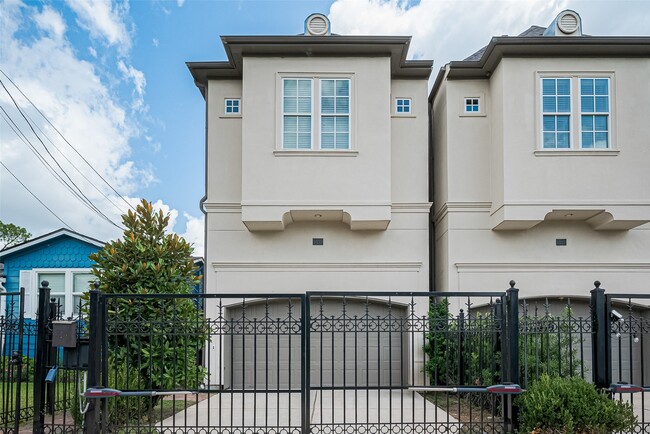 property at 1035 E 28th St