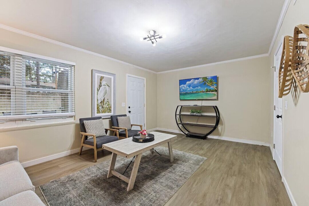 400 William Hilton Pkwy in Hilton Head Island, SC - Building Photo