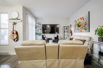 19433-68 68 Ave in Surrey, BC - Building Photo - Building Photo