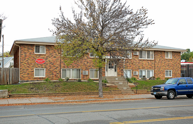 West 7th Apartments in St. Paul, MN - Foto de edificio - Building Photo