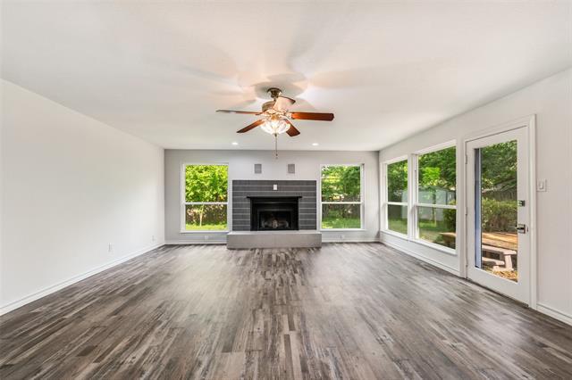 property at 2513 Janice Ln