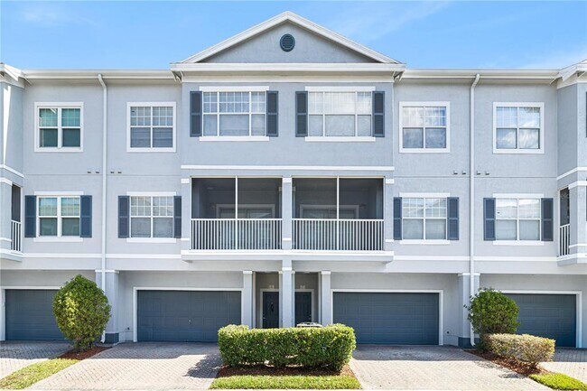 2532 Grand Central Pkwy in Orlando, FL - Building Photo - Building Photo