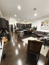 415 New York Ave, Unit 2D in Huntington, NY - Building Photo - Building Photo