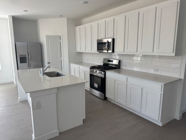 321 Sedalia Trl in Justin, TX - Building Photo - Building Photo