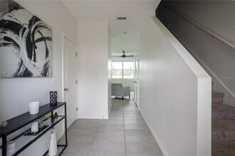 445 Madison Dr in Davenport, FL - Building Photo - Building Photo